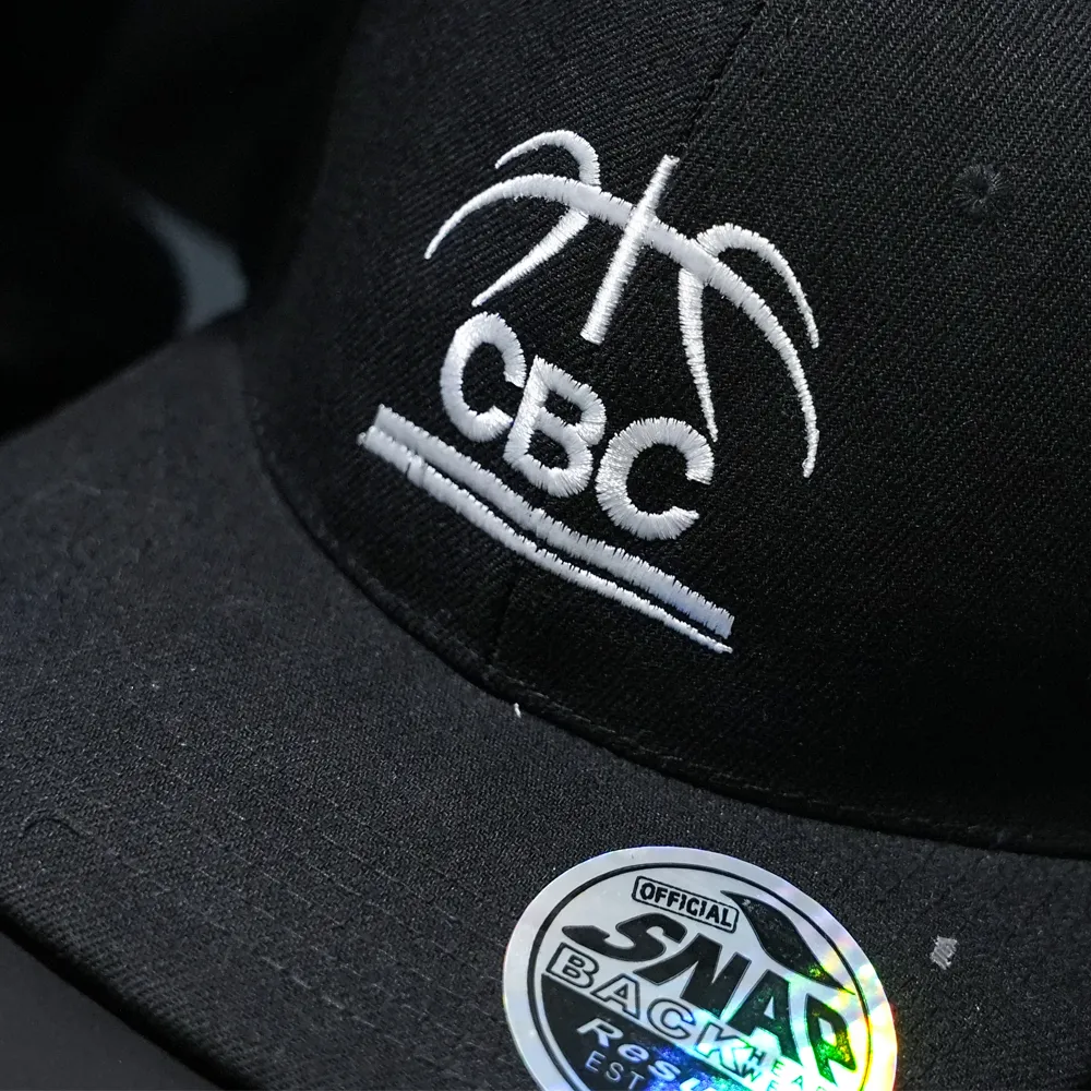 casquette noire CBC