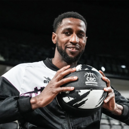 Ballon de basket du CBC taille 5 noir et blanc