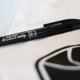 Stylo bille 4 couleurs CBC BIC noir ou blanc